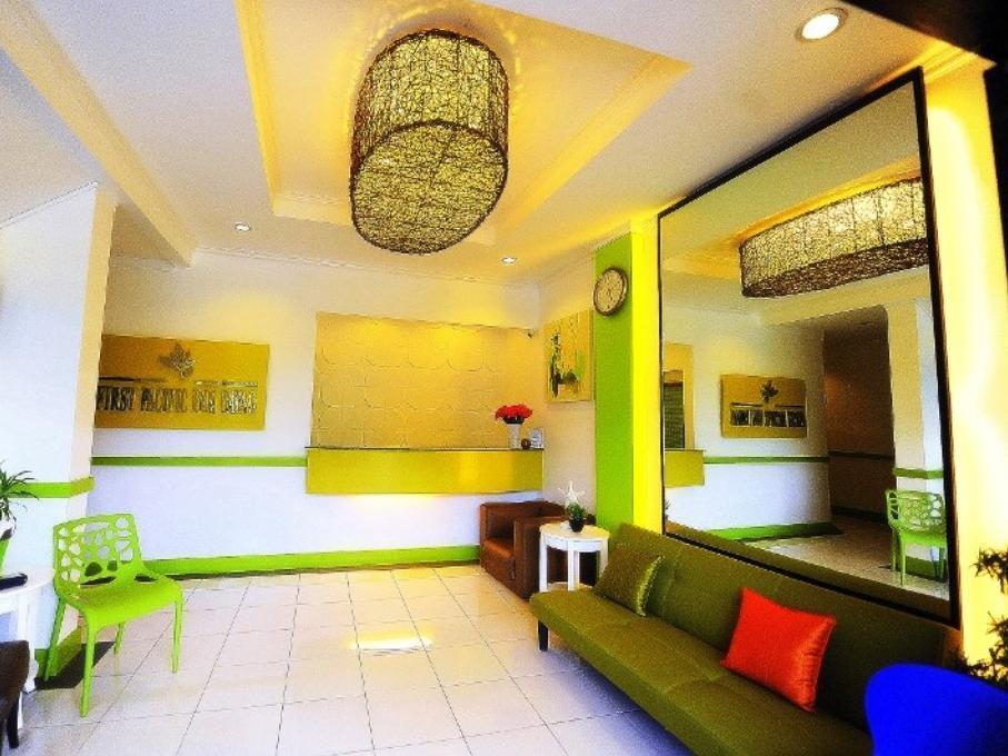 First Pacific Inn Davao Stadt Exterior foto