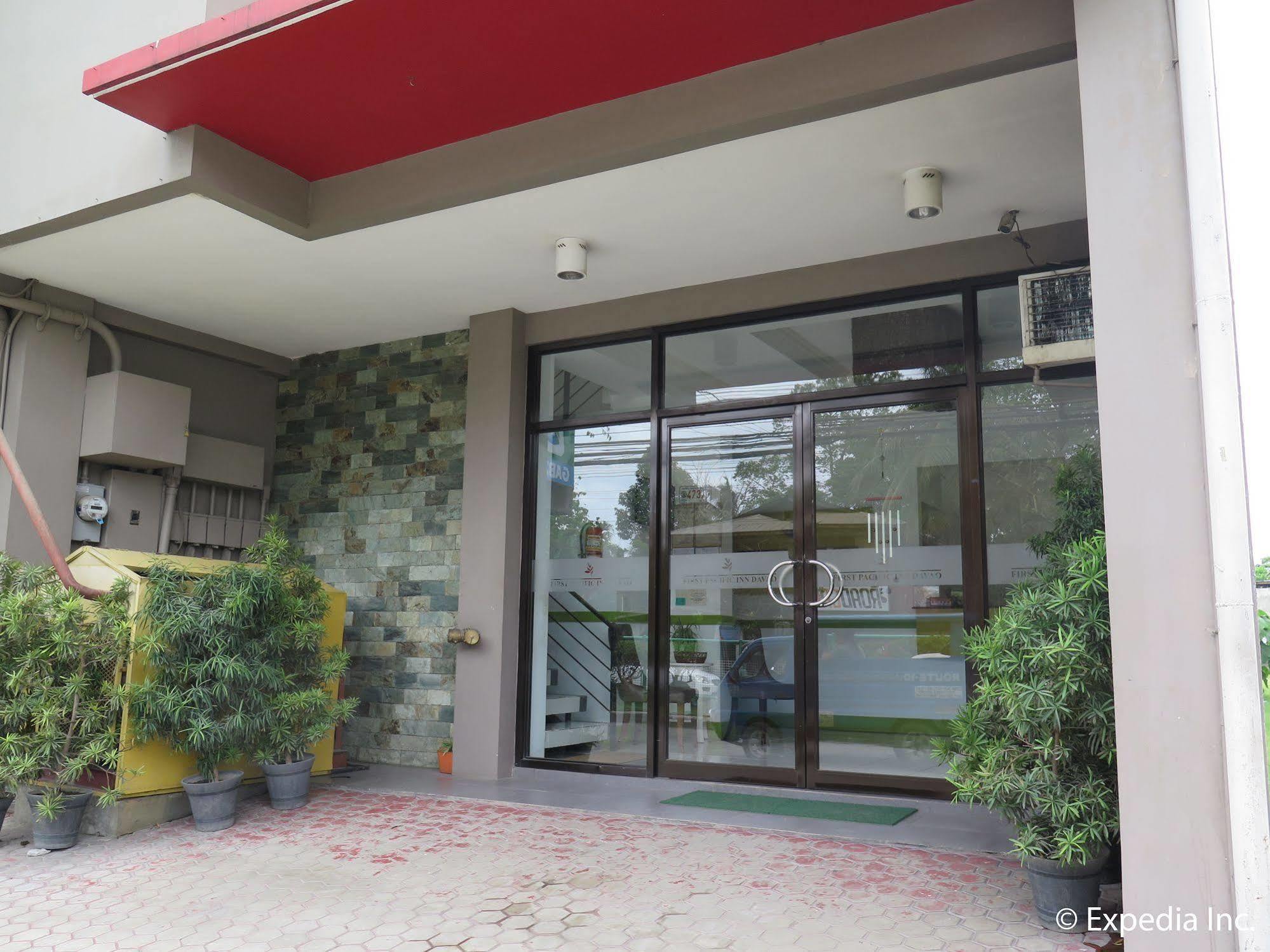 First Pacific Inn Davao Stadt Exterior foto